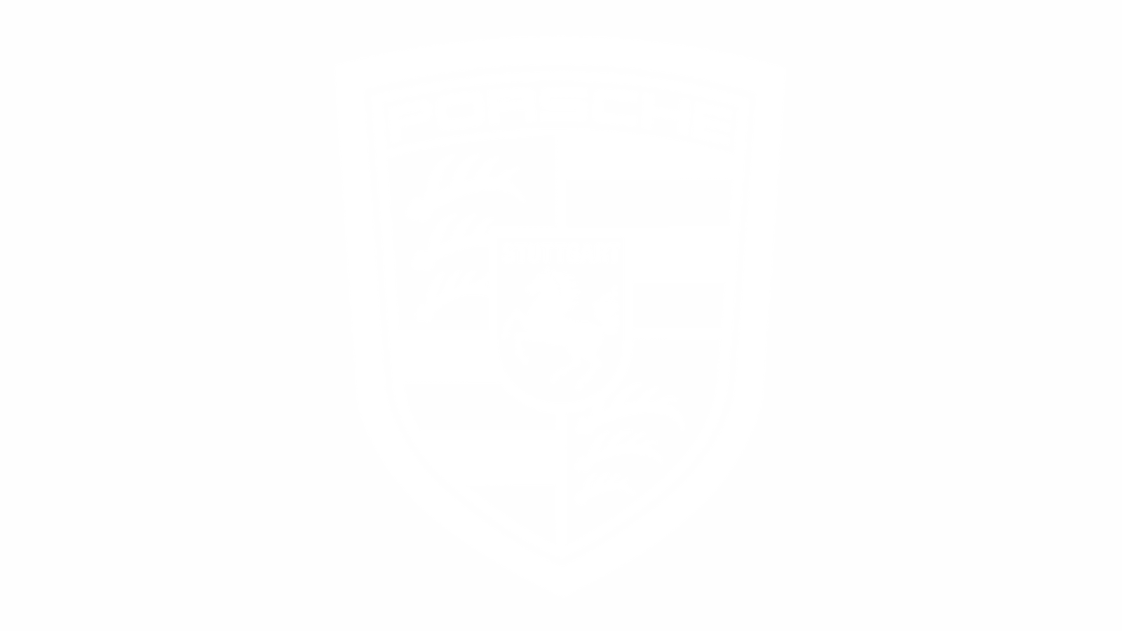 Ein hellgraues Porsche-Logo mit einem Schild mit einem Pferd in der Mitte, einem Geweih, roten und schwarzen Streifen und dem Wort Porsche im oberen Bereich auf einem schlichten weißen Hintergrund.